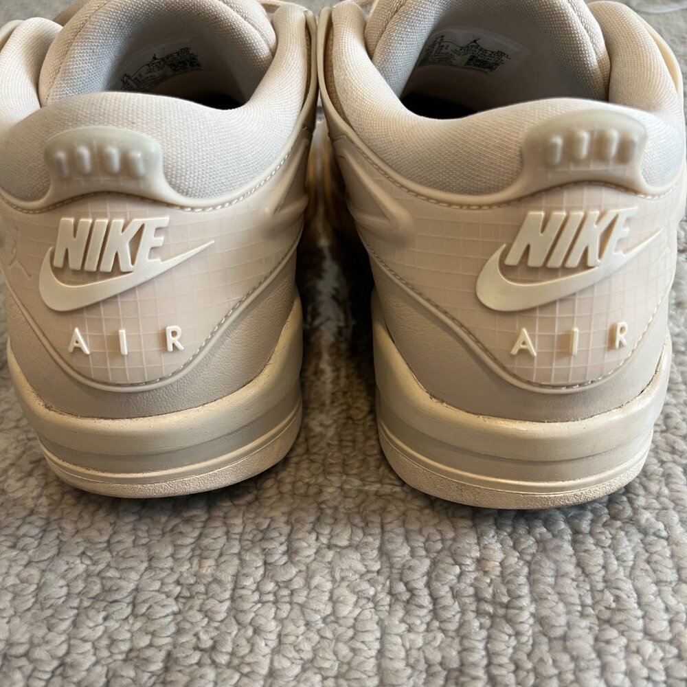Air Jordan 4RM Sneaker - Picture 7 of 9